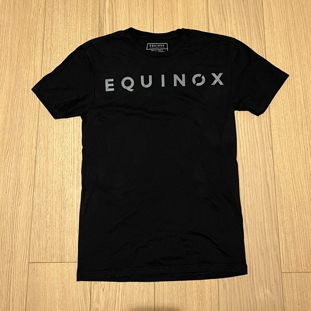 Equinox Logo Graphic Men's Short Sleeve Tee Size L Black